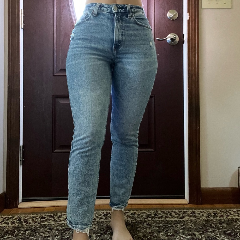 Abercrombie & Fitch The Mom High Rise curve love Jean size 25/0 regular length